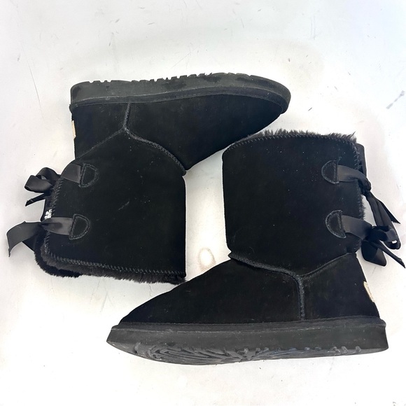UGG Australia Bailey Bow II Genuine Shearling Boot Size 8 Black Suede Leatherl - Picture 9 of 11